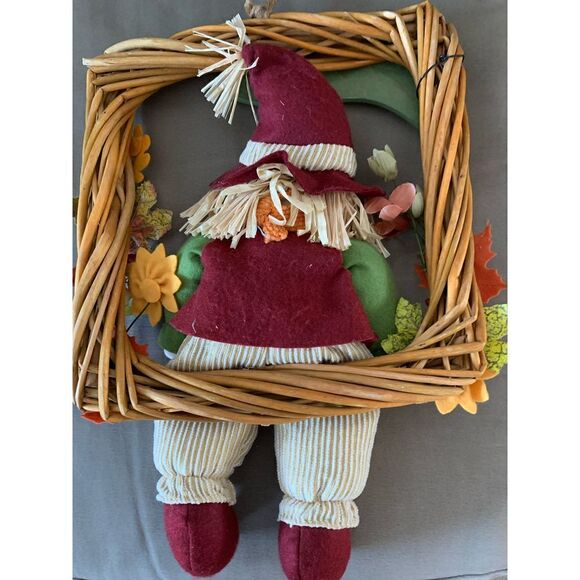 Halloween Scarecrow Wreath - Picture 6 of 6